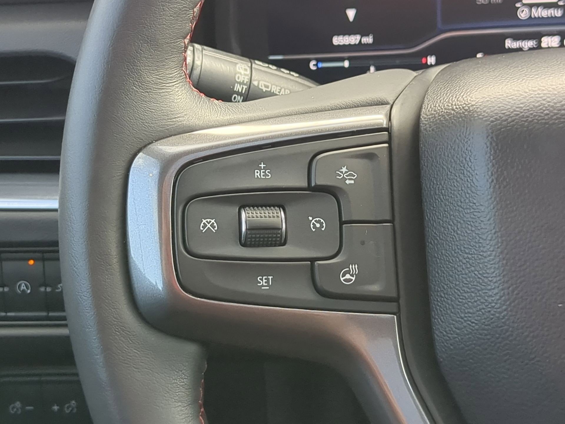 Used 2022 Chevrolet Tahoe RST w/ Luxury Package image 18