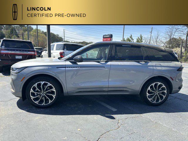Certified 2025 Lincoln Nautilus Reserve AWD/4WD image 4