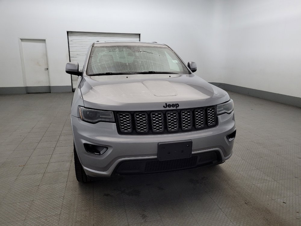 Used 2021 Jeep Grand Cherokee Laredo X image 14