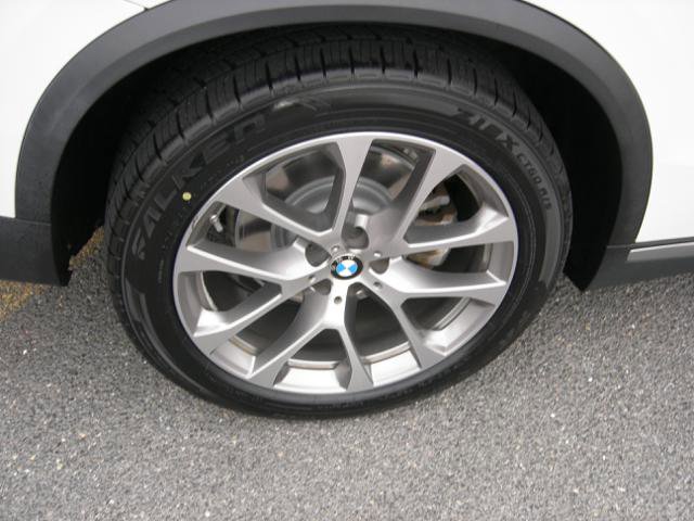 Used 2019 BMW X5 xDrive40i w/ Convenience Package image 5