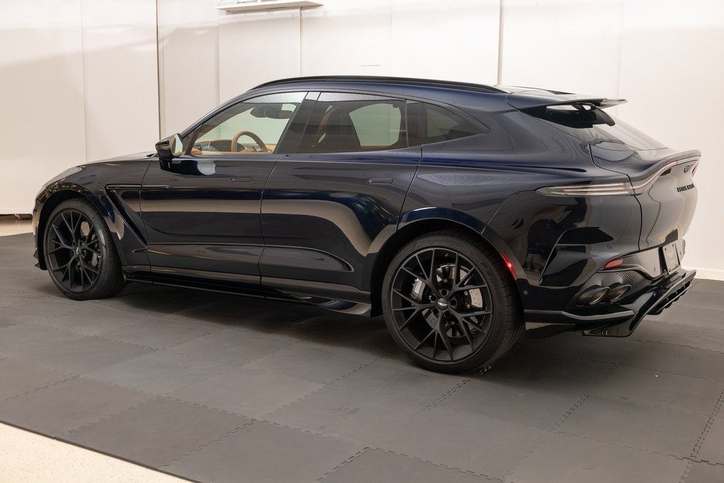 New 2025 Aston Martin DBX 707 image 6