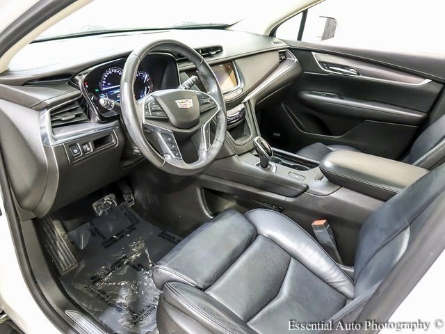 Certified 2017 Cadillac XT5 Luxury w/ Driver Awareness Package image 10