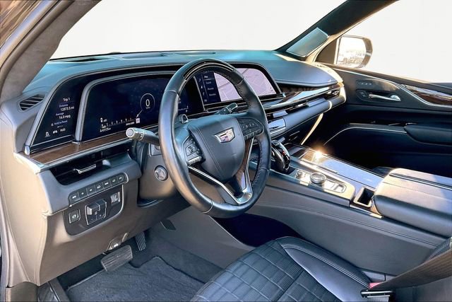 Used 2022 Cadillac Escalade Premium Luxury Platinum image 12