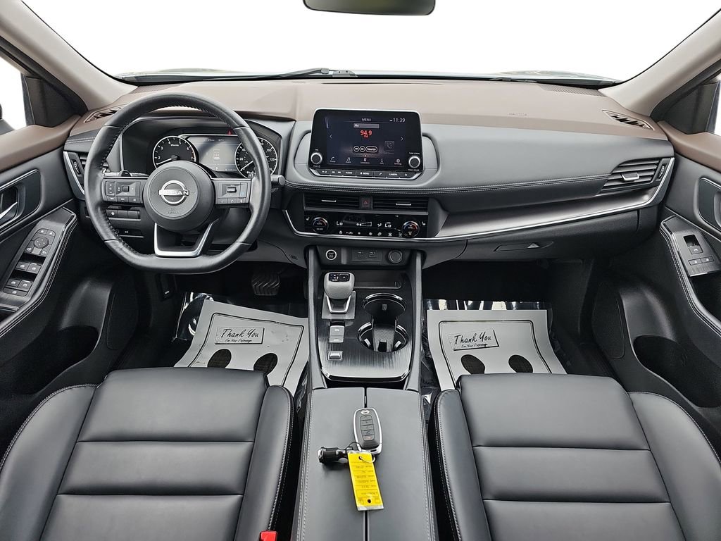 Used 2023 Nissan Rogue SV w/ SV Premium B Package FWD image 13