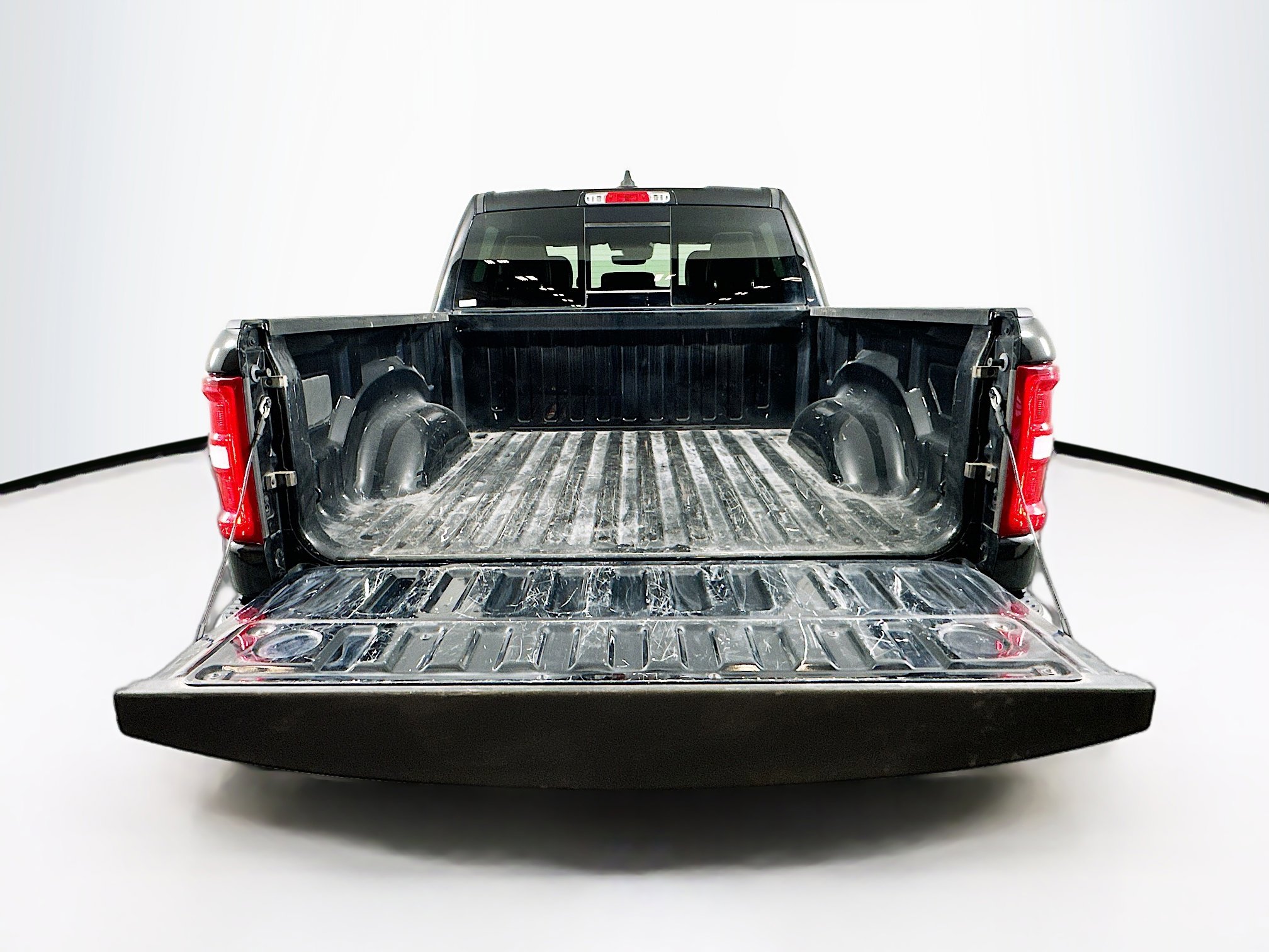 Used 2025 RAM 1500 Laramie image 29