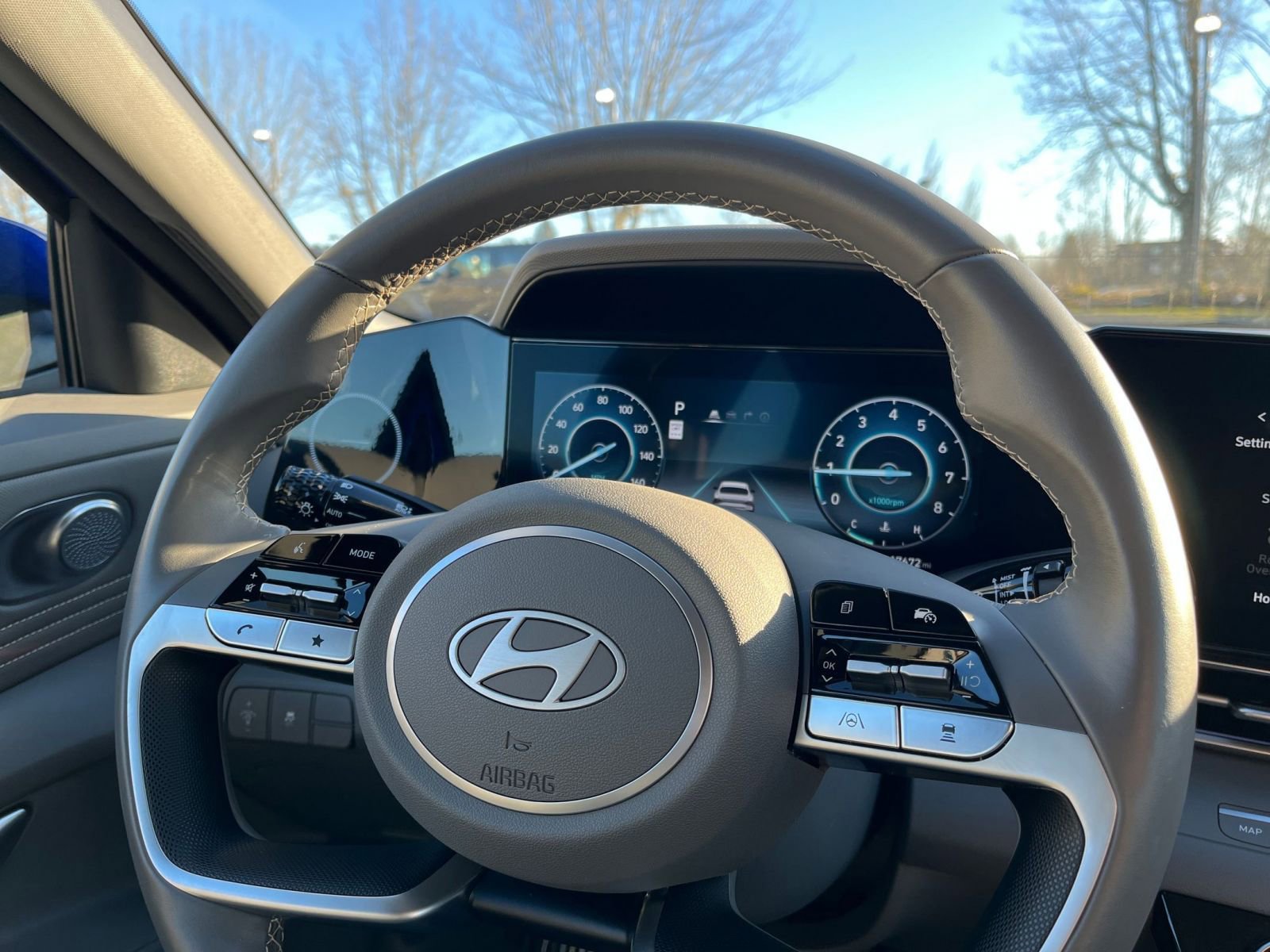 Used 2025 Hyundai Elantra SEL image 28