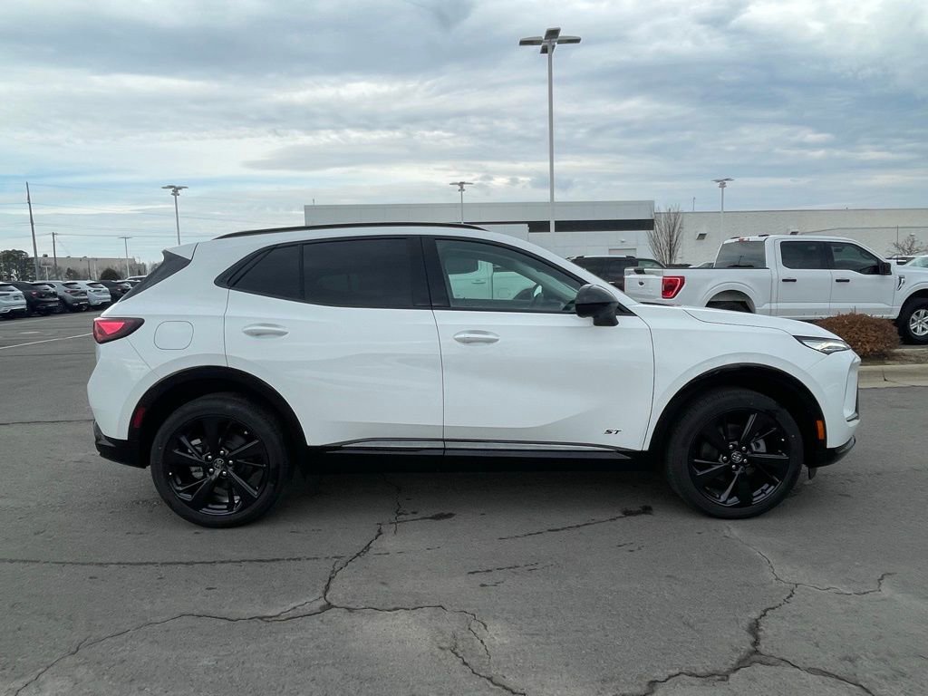 New 2026 Buick Envision Sport Touring image 9