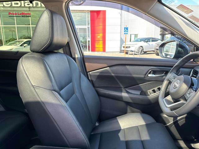 Used 2023 Nissan Rogue SL w/ SL Premium Package FWD image 22