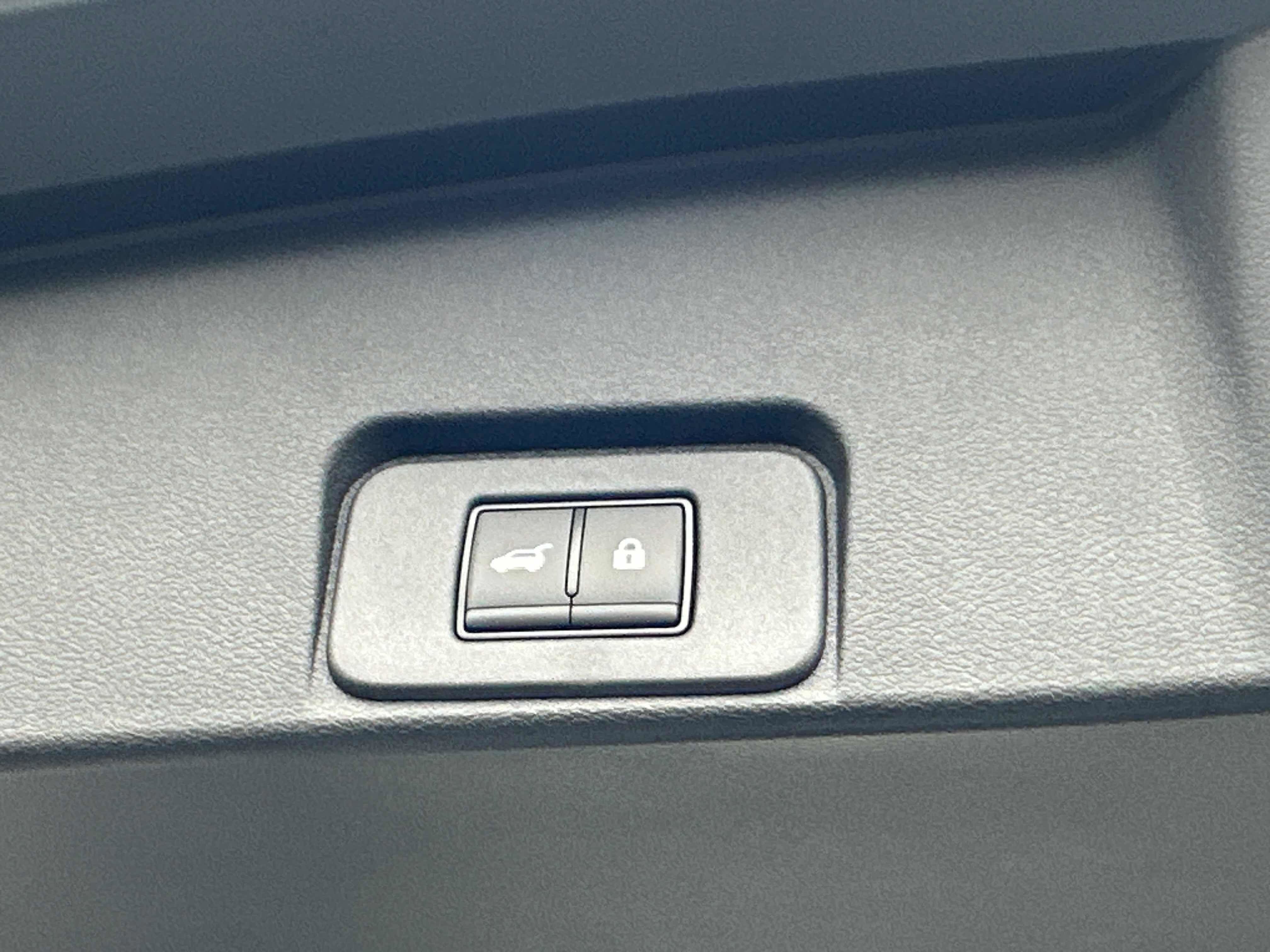 New 2026 Nissan Rogue Platinum image 19