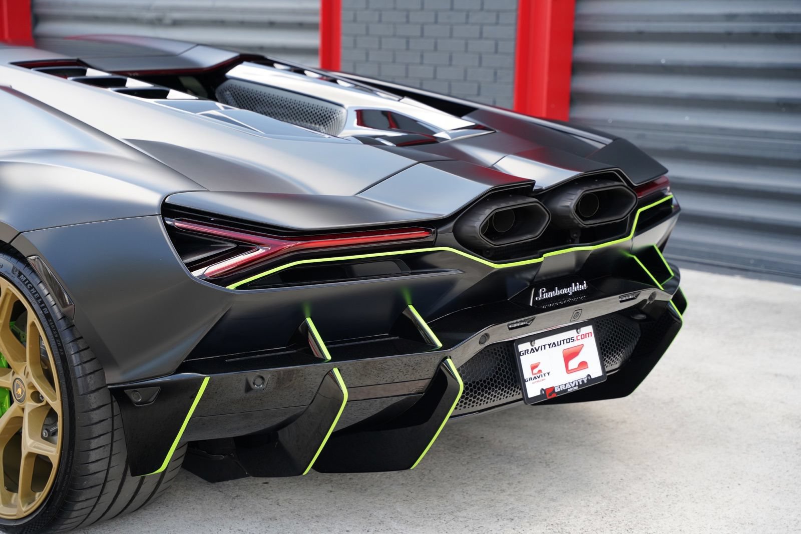 Used 2024 Lamborghini Revuelto AWD/4WD image 8