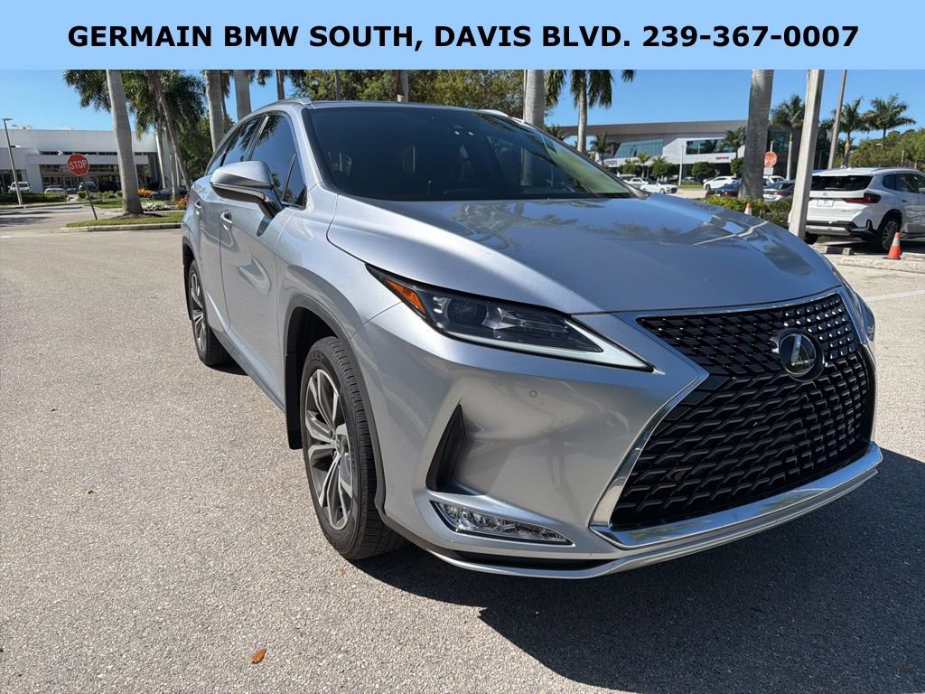 Used 2022 Lexus RX 350L Premium w/ Premium Package image 16