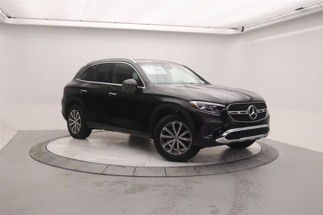 New 2026 Mercedes-Benz GLC 300 image 1