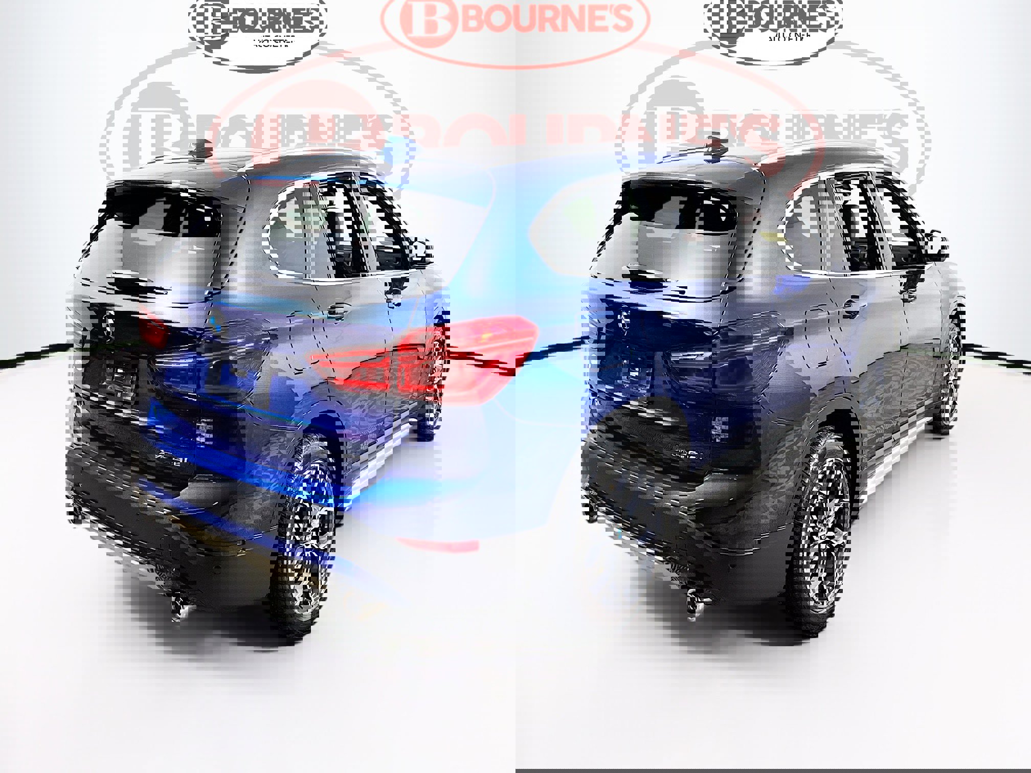 Used 2022 BMW X1 xDrive28i w/ Convenience Package image 11