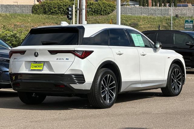 Used 2024 Acura ZDX A-Spec image 5