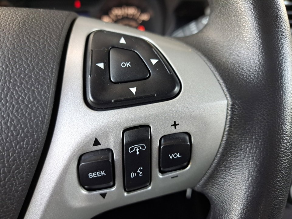 Used 2014 Ford Edge SE w/ Equipment Group 101A AWD/4WD image 38