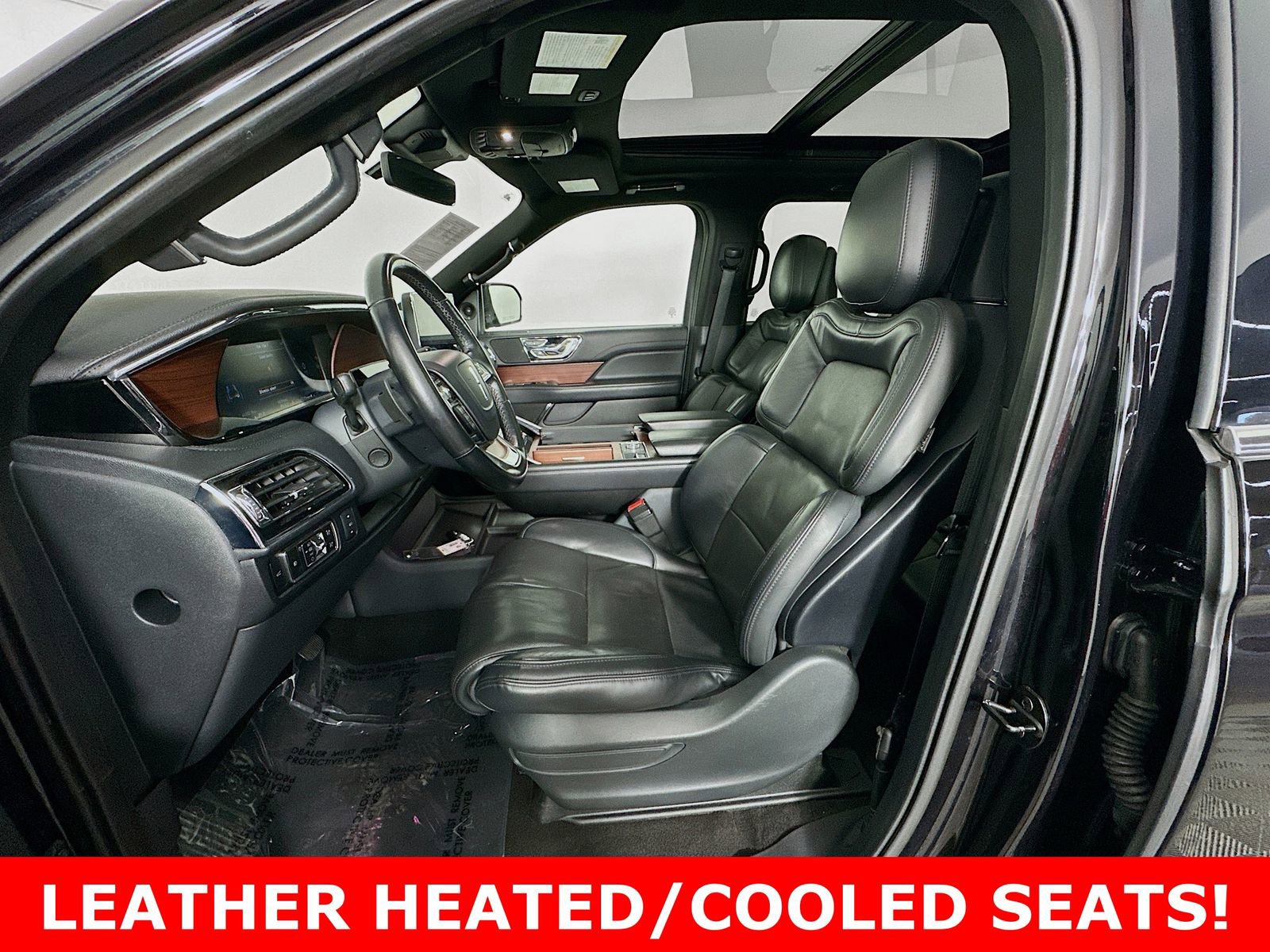 Used 2023 Lincoln Navigator Reserve AWD/4WD image 10
