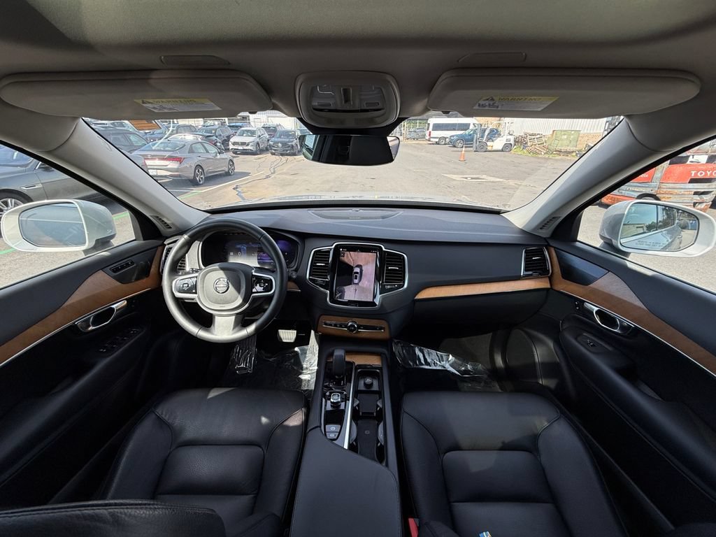 Used 2023 Volvo XC90 B6 Plus w/ Protection Package Premier AWD/4WD image 23