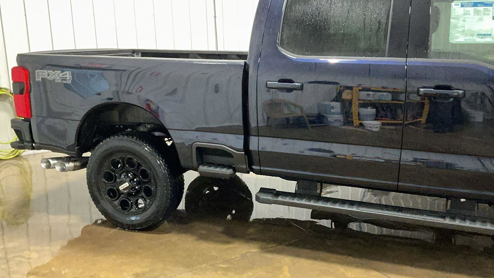 New 2025 Ford F350 Lariat w/ Black Appearance Package image 5