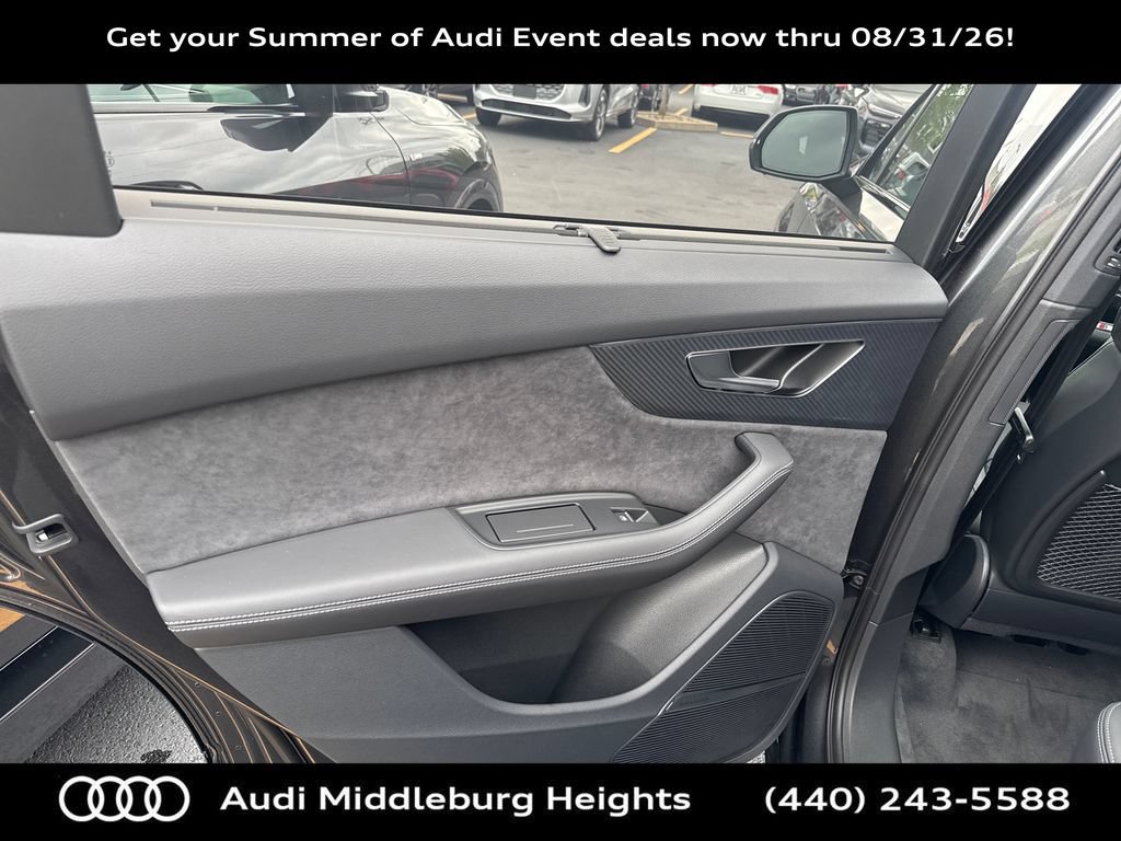 New 2026 Audi SQ7 Premium Plus AWD/4WD image 28