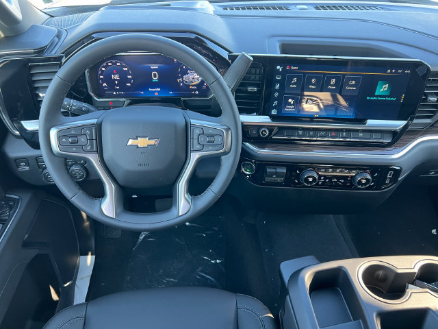 New 2026 Chevrolet Silverado 2500 LT w/ Leather Package AWD/4WD image 3