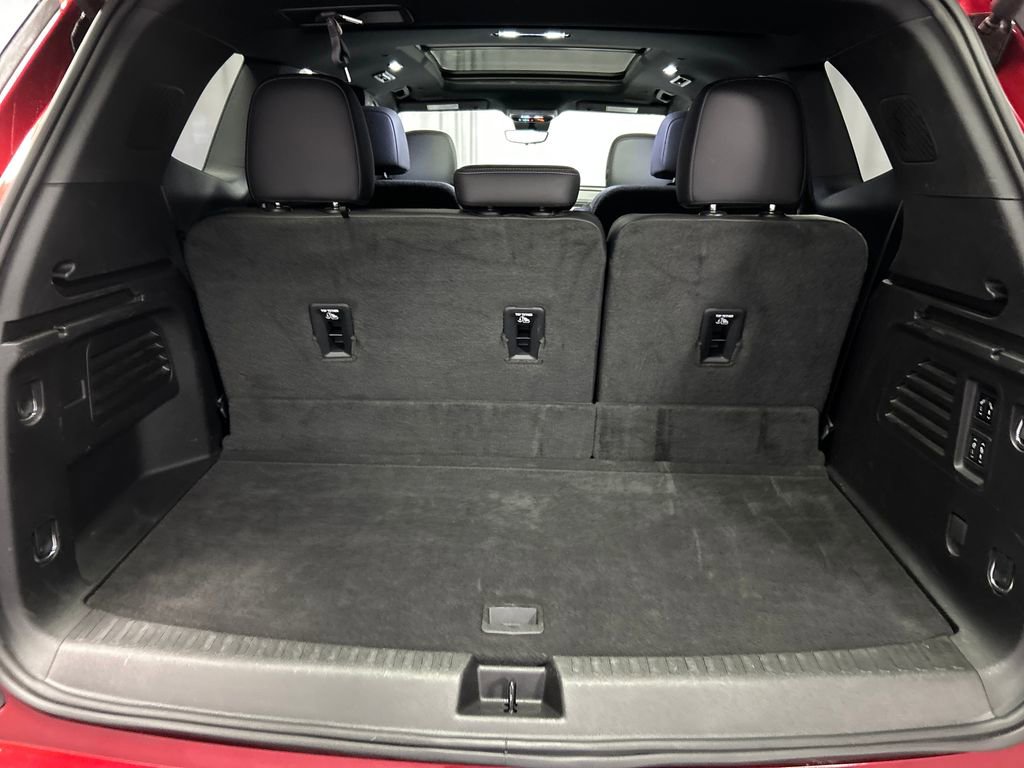 Used 2025 Buick Enclave Avenir w/ Super Cruise Package image 26