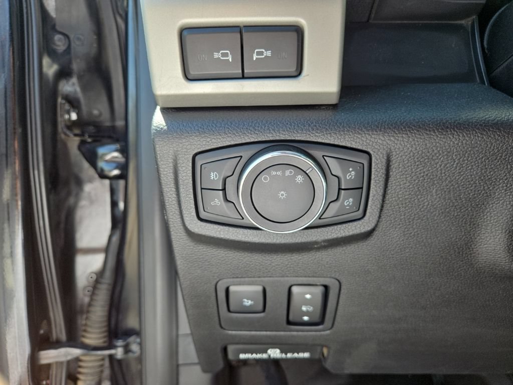Used 2019 Ford F250 Lariat w/ Lariat Ultimate Package AWD/4WD image 19