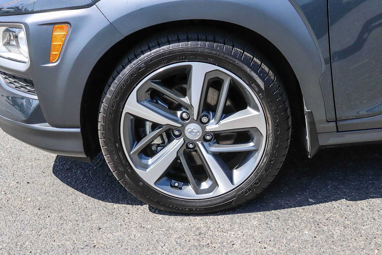 Used 2021 Hyundai Kona Limited w/ Cargo Package AWD/4WD image 14