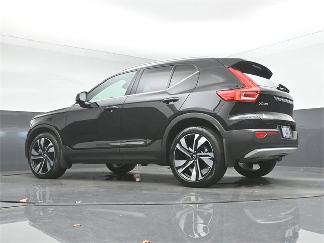 Used 2024 Volvo XC40 B5 Plus w/ Protection Package Premier image 36