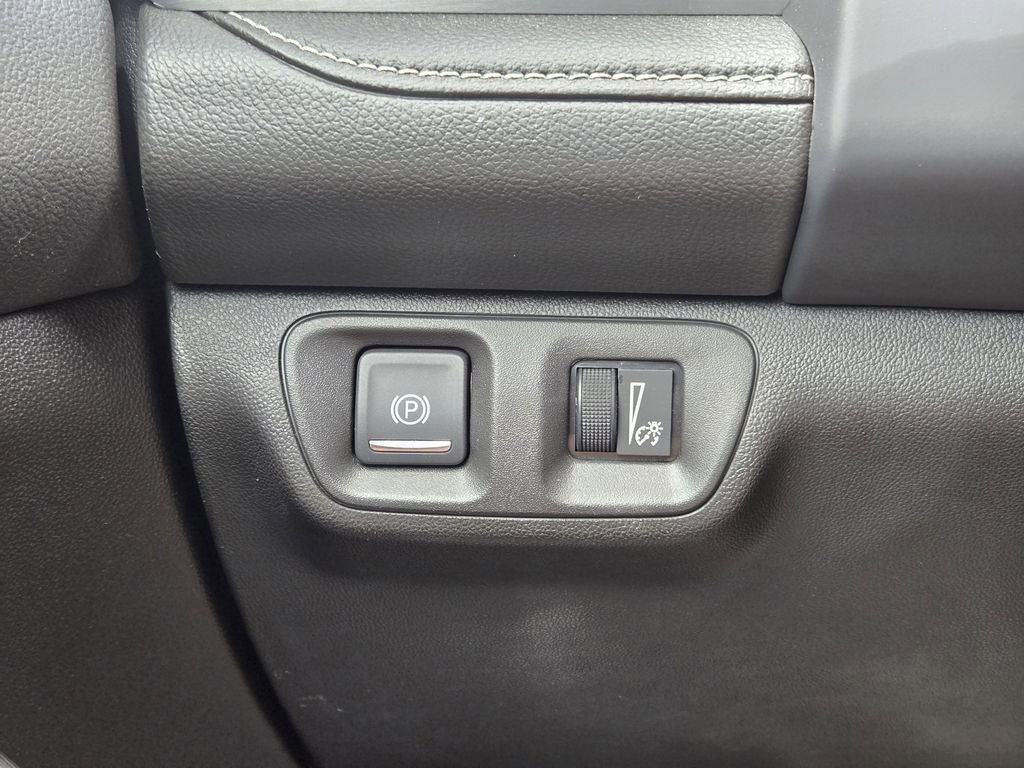 Used 2023 GMC Acadia SLT w/ Elevation Edition FWD image 24