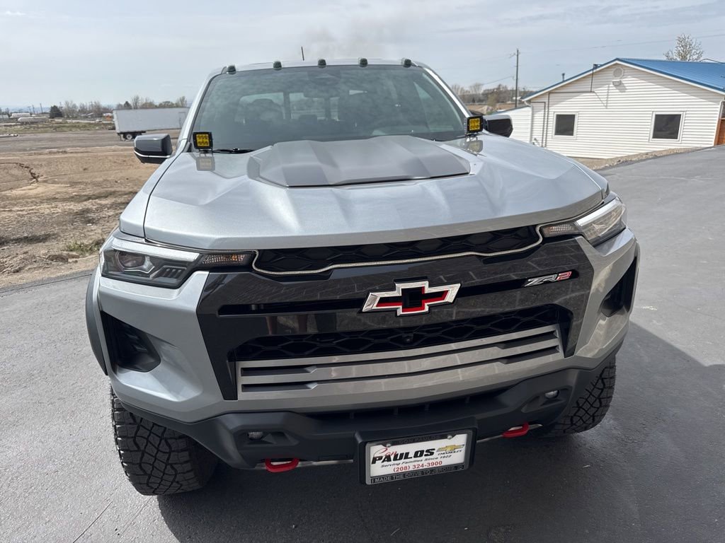 Used 2025 Chevrolet Colorado ZR2 w/ Technology Package image 3