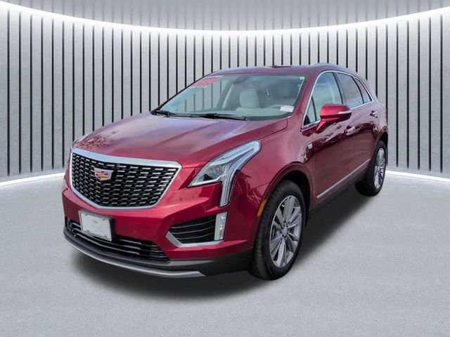 Used 2025 Cadillac XT5 Premium Luxury w/ LPO, Floor Liner Package image 13