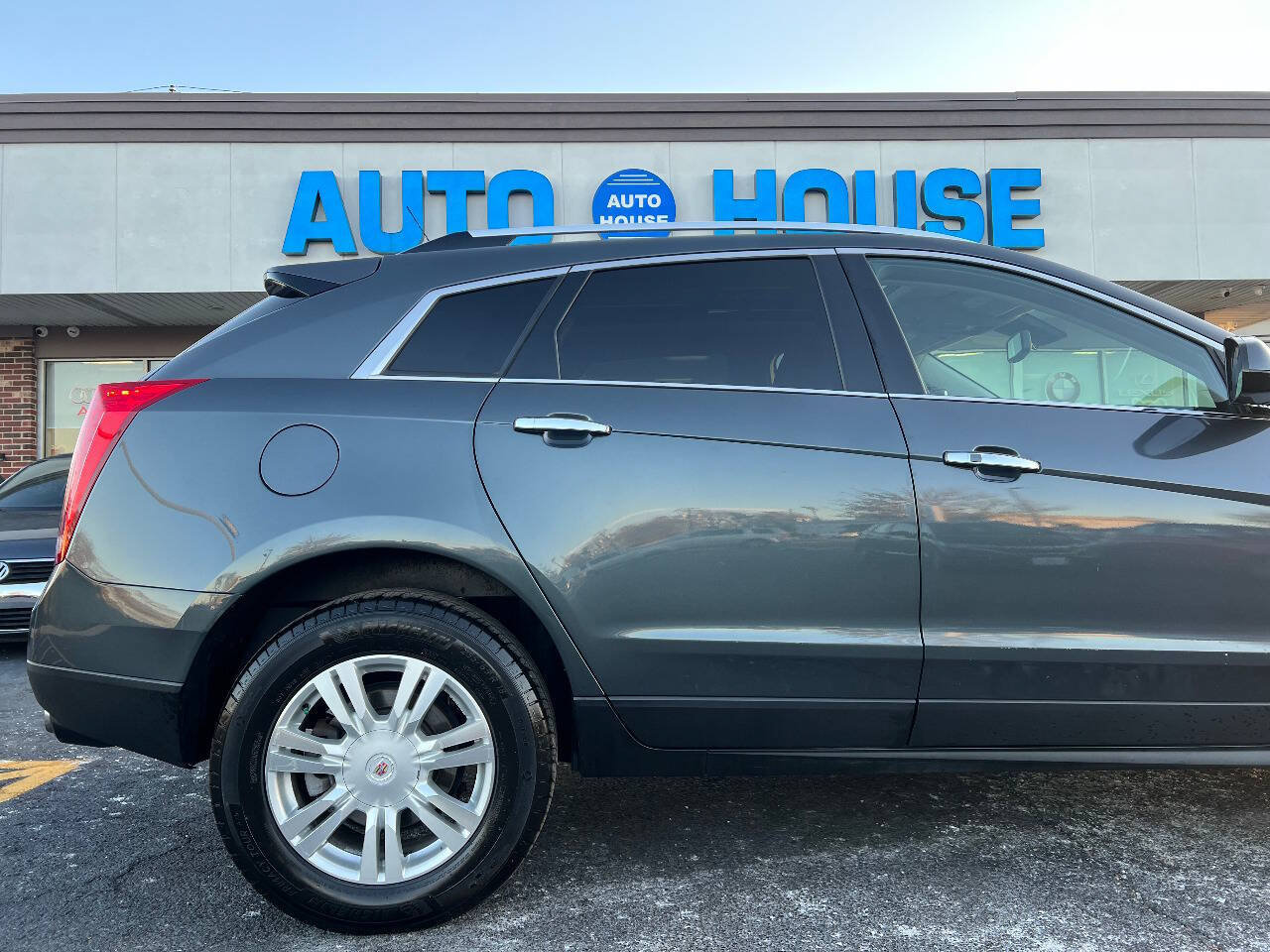 Used 2011 Cadillac SRX Luxury FWD image 39