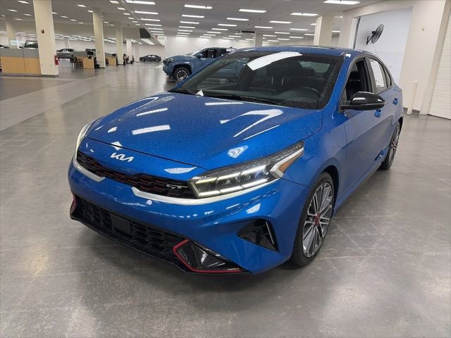 Used 2022 Kia Forte GT w/ GT2 Package FWD image 3