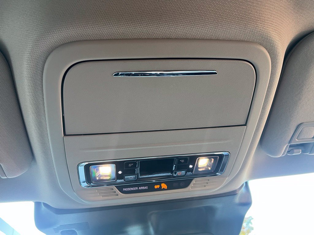 Used 2025 Lincoln Corsair AWD image 37