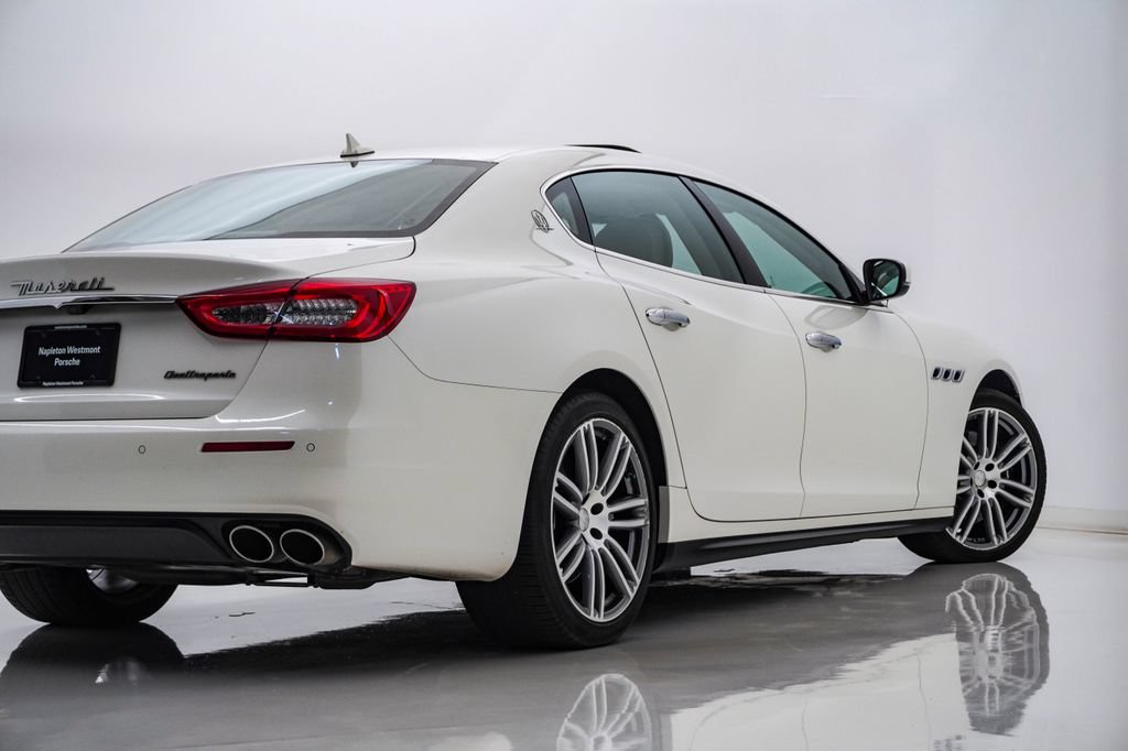 Used 2018 Maserati Quattroporte S Q4 AWD/4WD image 10