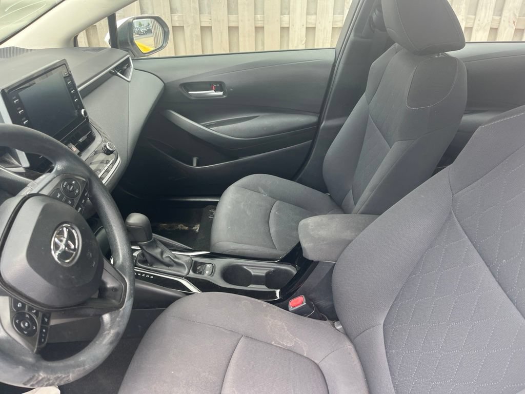 Used 2020 Toyota Corolla LE FWD image 4