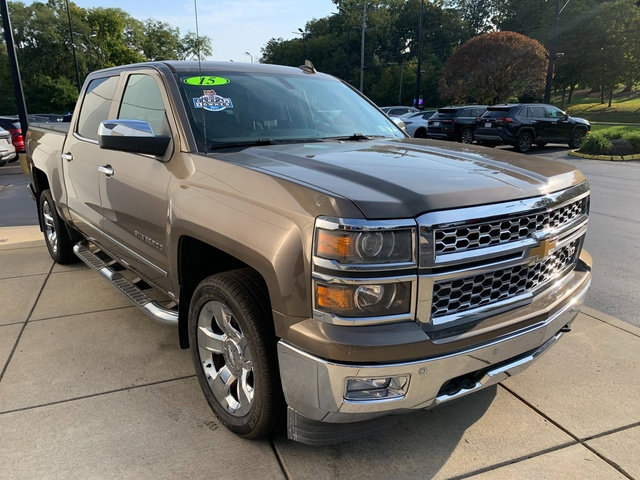 Used 2015 Chevrolet Silverado 1500 LTZ w/ LTZ Plus Package AWD/4WD image 11