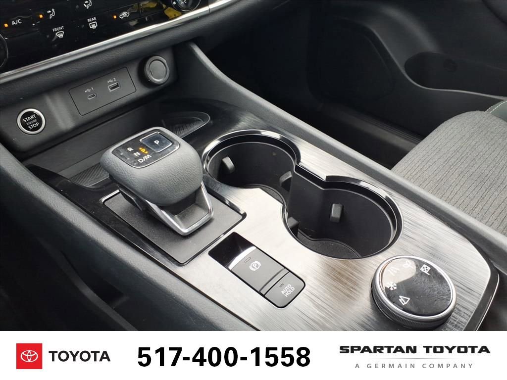 Used 2021 Nissan Rogue S image 22