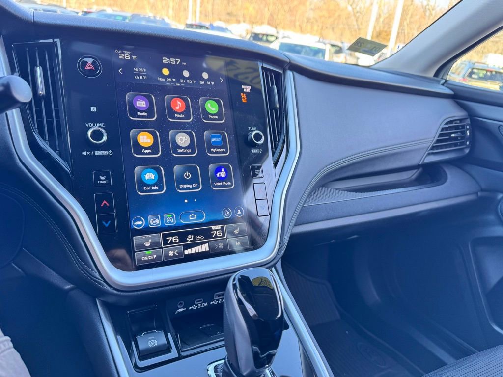 Used 2024 Subaru Outback Premium image 19