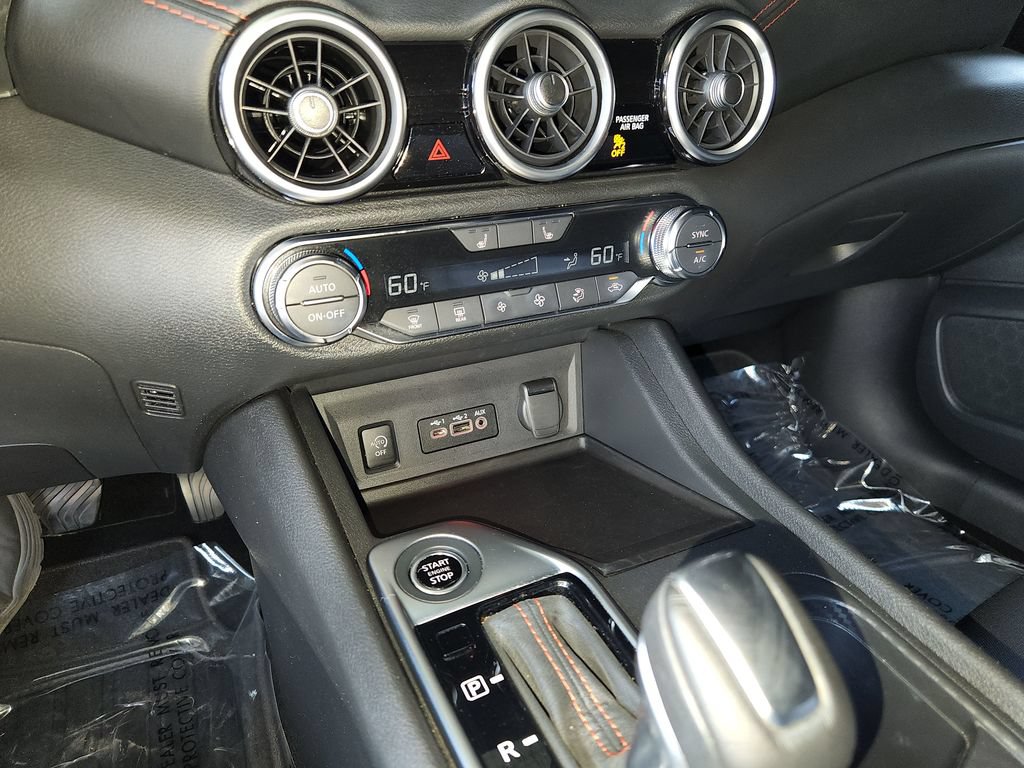 Used 2025 Nissan Sentra SR w/ Midnight Edition FWD image 21