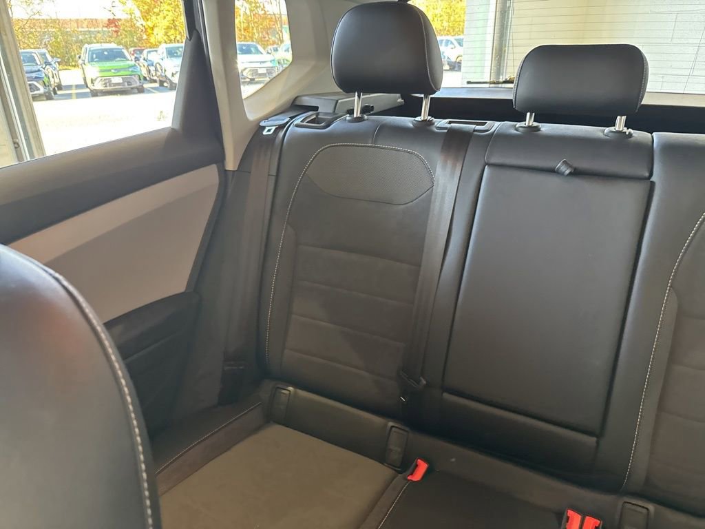 Used 2022 Volkswagen Taos SE image 15