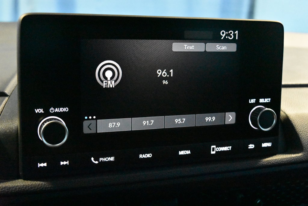 Used 2025 Honda CR-V EX image 11