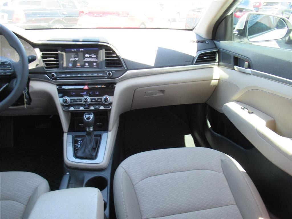 Used 2020 Hyundai Elantra SEL FWD image 14