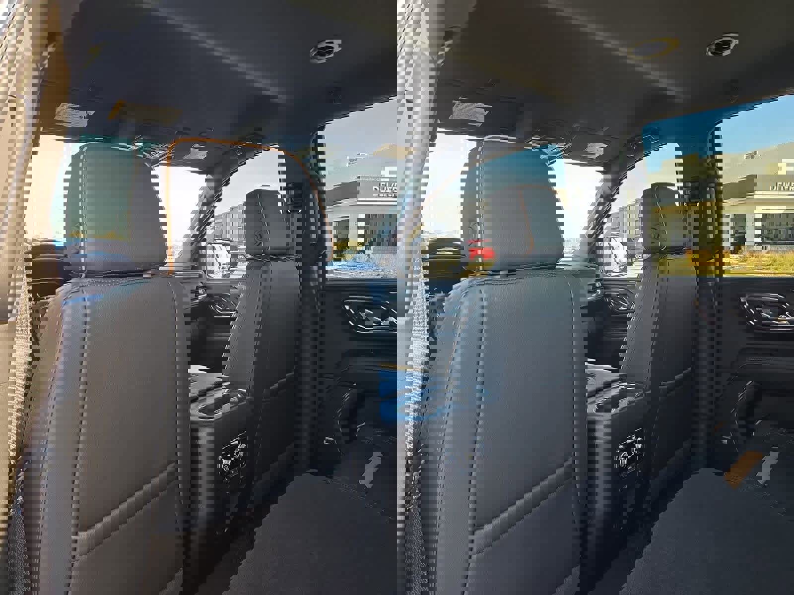 Used 2024 GMC Yukon AT4 image 18