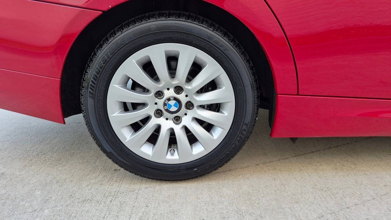 Used 2009 BMW 328i Sedan RWD image 24