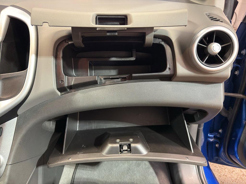 Used 2017 Chevrolet Sonic LT image 23