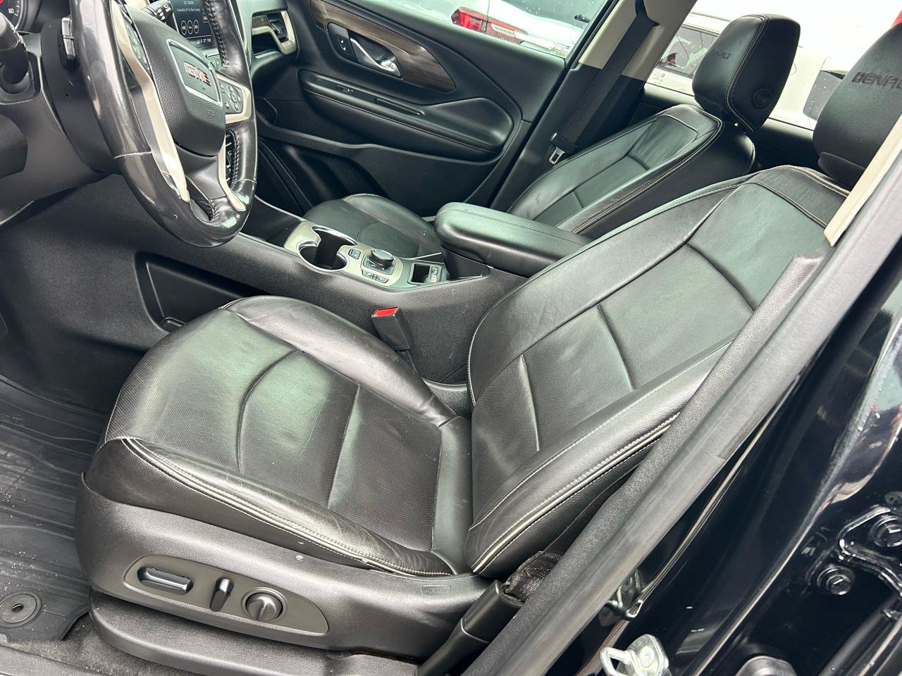 Used 2018 GMC Terrain Denali w/ Advanced Safety Package FWD image 6