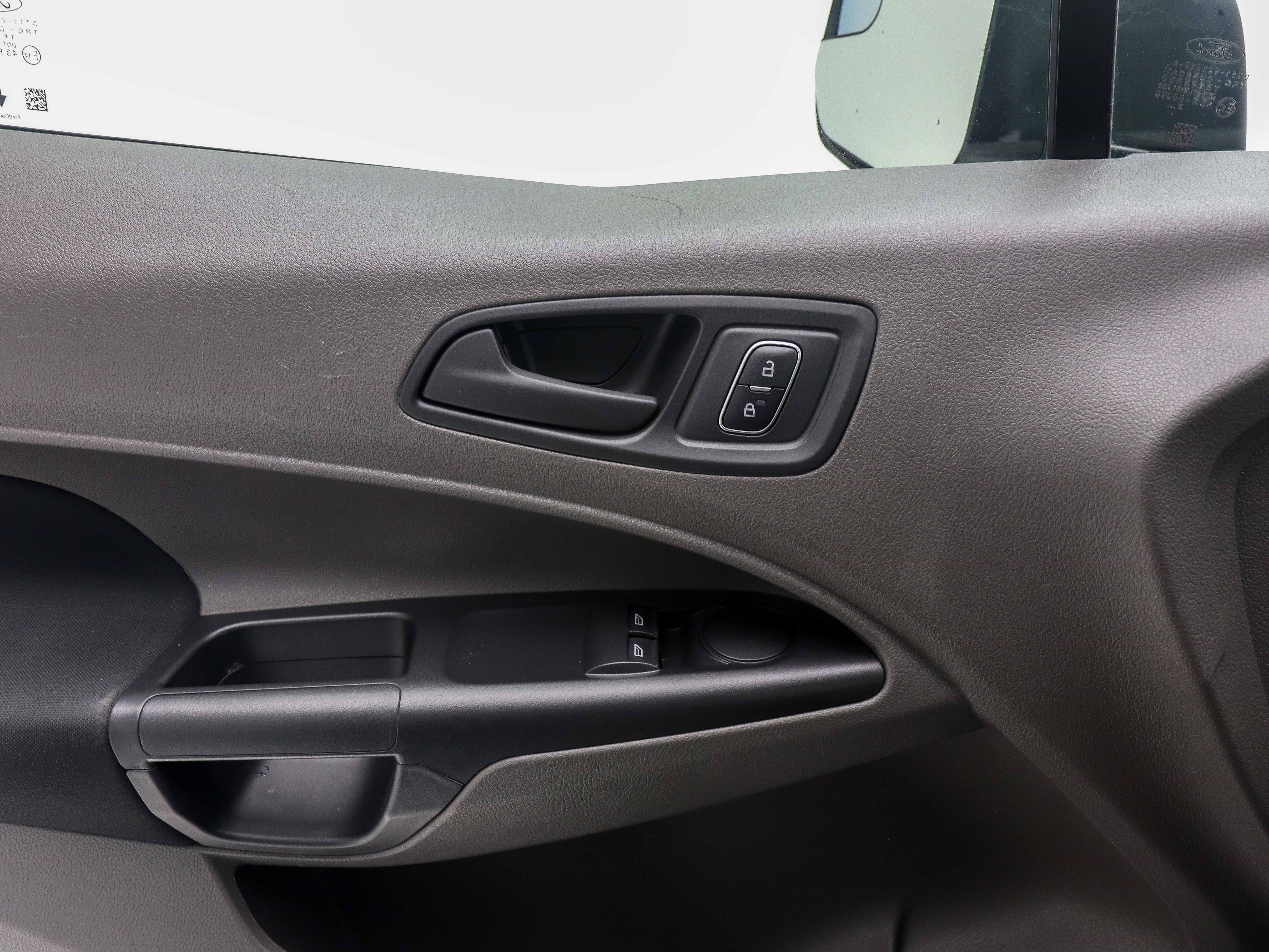 Used 2023 Ford Transit Connect XL image 24