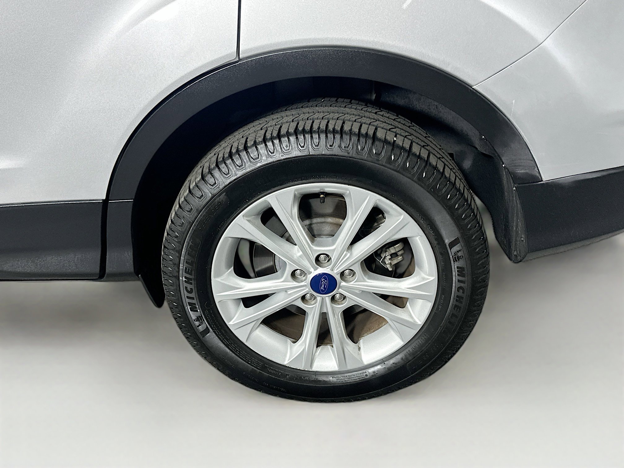 Used 2017 Ford Escape SE FWD image 11