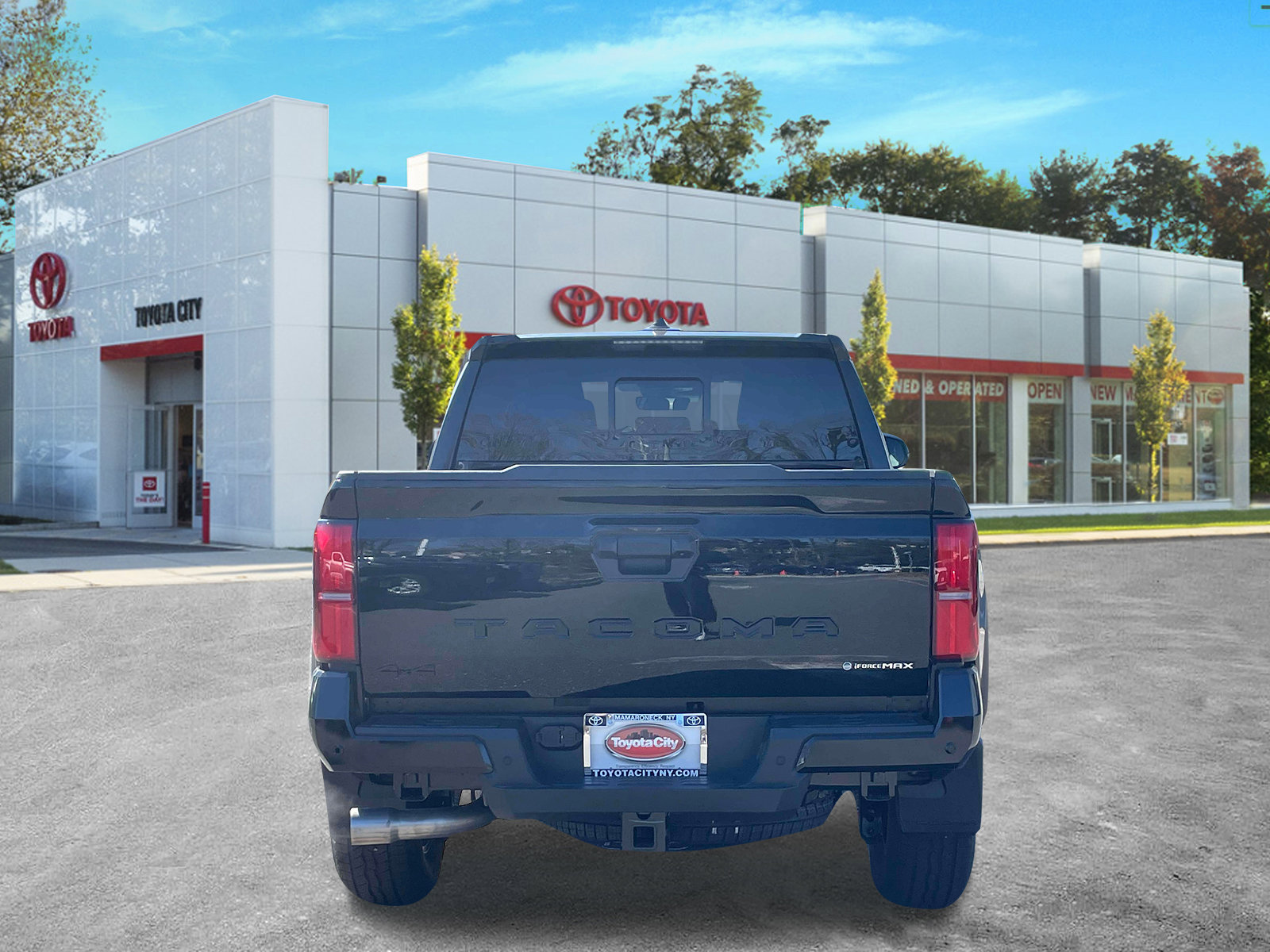 New 2026 Toyota Tacoma SR w/ SR Upgrade Package AWD/4WD image 6